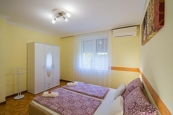 Erkélyes apartman két fő részére